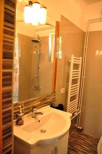 Фото номера Дом с 2 спальнями Дома для отпуска Home Tara г. Хацег 47