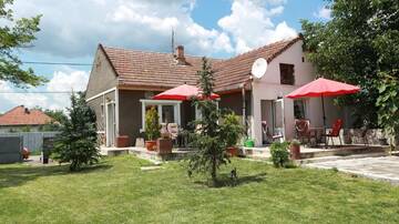 Фото номера Дом с 2 спальнями Дома для отпуска Home Tara г. Хацег 67