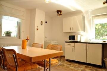 Фото номера Дом с 2 спальнями Дома для отпуска Home Tara г. Хацег 36