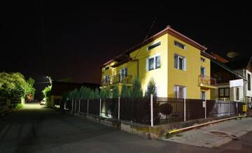 Фото Гостевой дом Vila Maruta г. Хацег 3