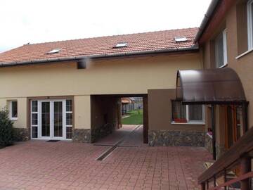 Фото номера Вилла с 3 спальнями Виллы Vila SOFIA г. Хацег 5