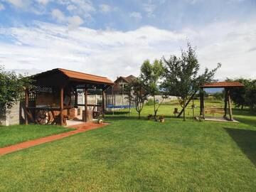 Фото номера Вилла с 3 спальнями Виллы Vila SOFIA г. Хацег 21